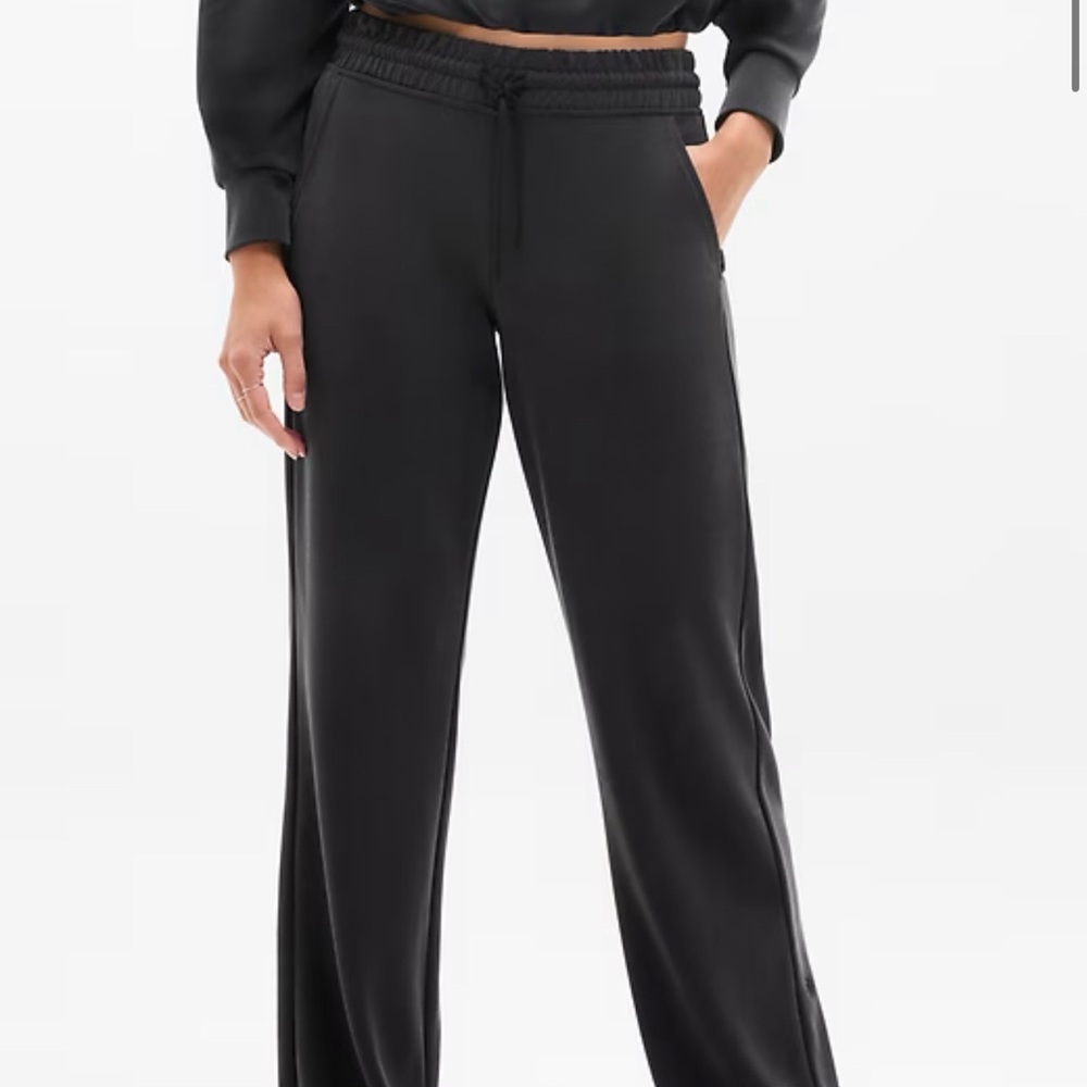 Athleta Black Relaxed Joggers